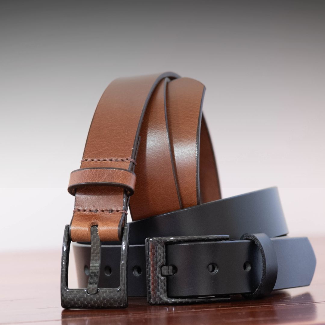 The Classified Carbon Fiber Leather Belt Set | Metal-Free