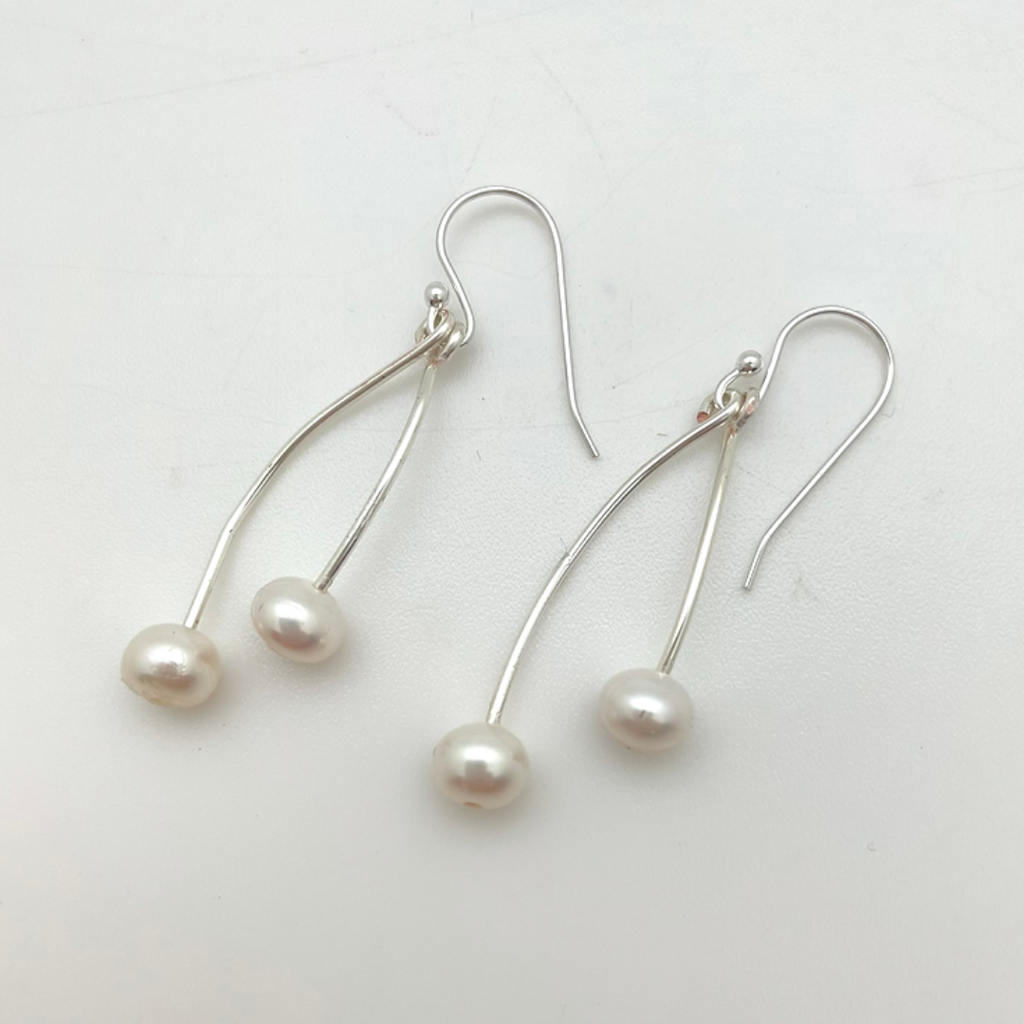 Twinleaf Freshwater Pearls Dangle Earrings. Pearl size is approximately 5mm. Made in USA